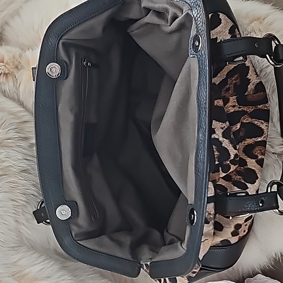 DOLCE & GABBANA Vintage Leather-Trimmed Printed Semi Shoulder Top Handle Bag - Picture 9 of 13